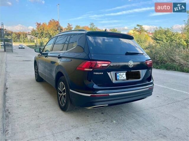 Черный Фольксваген Тигуан, объемом двигателя 2 л и пробегом 48 тыс. км за 20800 $, фото 7 на Automoto.ua