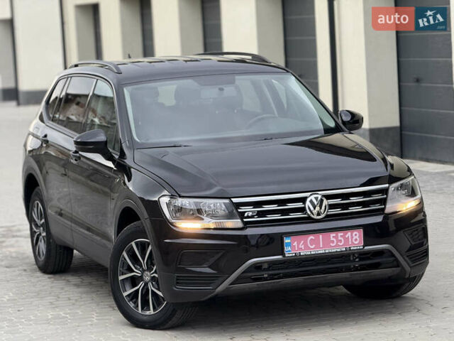 Черный Фольксваген Тигуан, объемом двигателя 1.98 л и пробегом 70 тыс. км за 17900 $, фото 8 на Automoto.ua