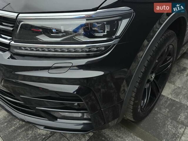 Черный Фольксваген Тигуан, объемом двигателя 2 л и пробегом 199 тыс. км за 31000 $, фото 25 на Automoto.ua