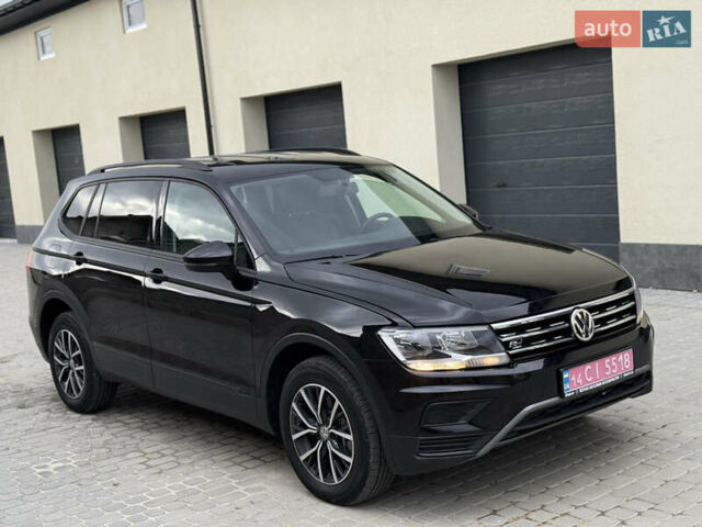 Черный Фольксваген Тигуан, объемом двигателя 1.98 л и пробегом 70 тыс. км за 17900 $, фото 31 на Automoto.ua