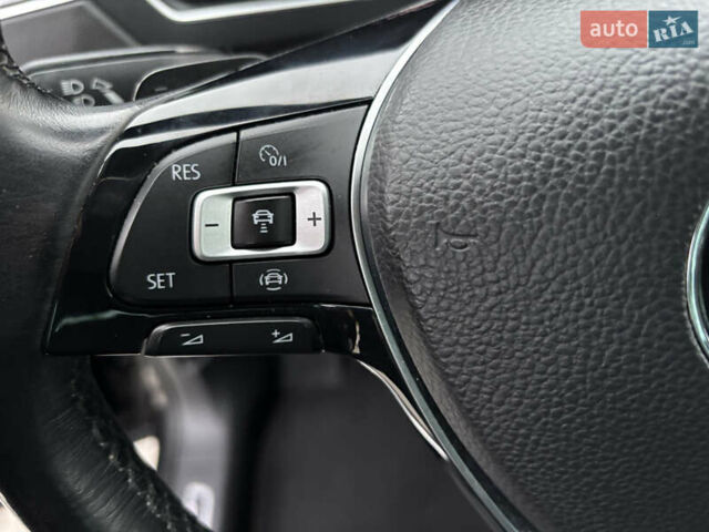 Черный Фольксваген Тигуан, объемом двигателя 2 л и пробегом 227 тыс. км за 24100 $, фото 31 на Automoto.ua