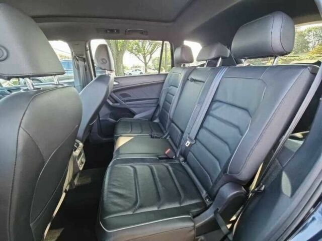 Черный Фольксваген Тигуан, объемом двигателя 2 л и пробегом 45 тыс. км за 11000 $, фото 15 на Automoto.ua