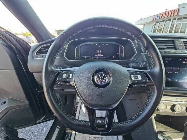 Черный Фольксваген Тигуан, объемом двигателя 2 л и пробегом 45 тыс. км за 11000 $, фото 11 на Automoto.ua