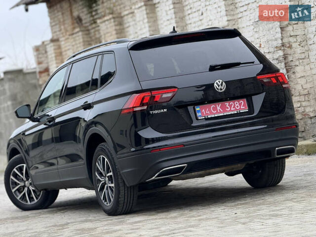 Черный Фольксваген Тигуан, объемом двигателя 1.98 л и пробегом 70 тыс. км за 17400 $, фото 13 на Automoto.ua