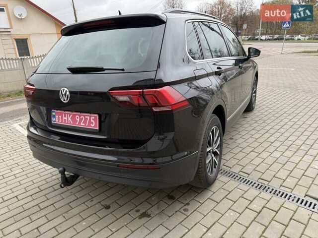 Чорний Фольксваген Тігуан, об'ємом двигуна 2 л та пробігом 228 тис. км за 26900 $, фото 12 на Automoto.ua