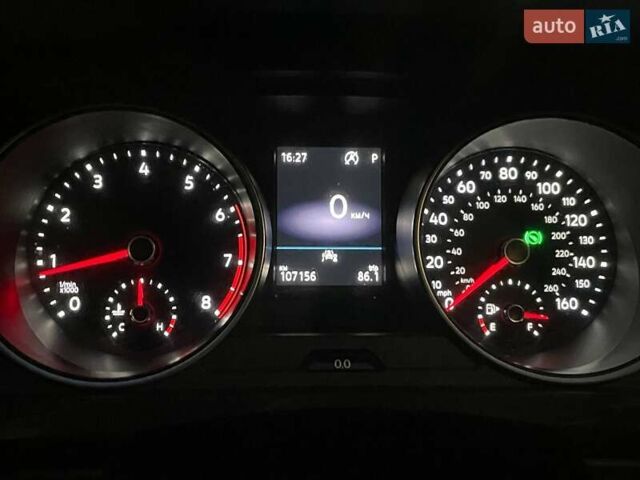 Черный Фольксваген Тигуан, объемом двигателя 2 л и пробегом 107 тыс. км за 19900 $, фото 19 на Automoto.ua