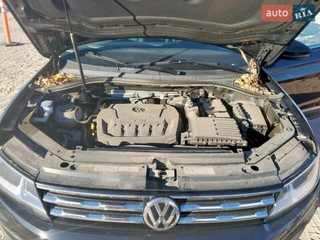 Чорний Фольксваген Тігуан, об'ємом двигуна 1.98 л та пробігом 54 тис. км за 4400 $, фото 11 на Automoto.ua