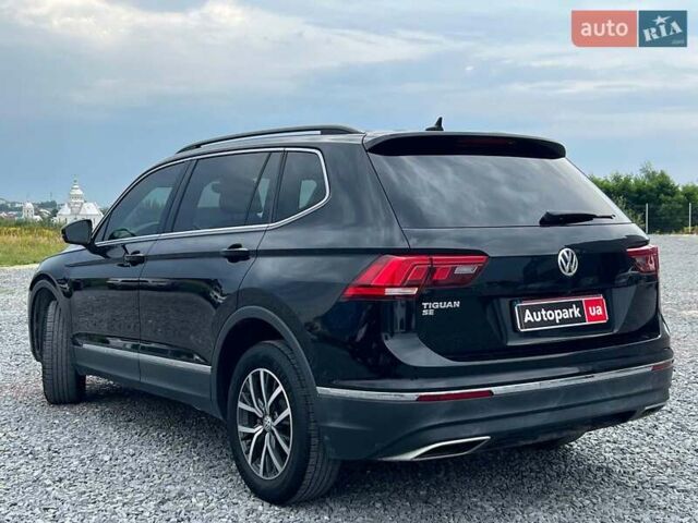 Черный Фольксваген Тигуан, объемом двигателя 2 л и пробегом 168 тыс. км за 17440 $, фото 6 на Automoto.ua
