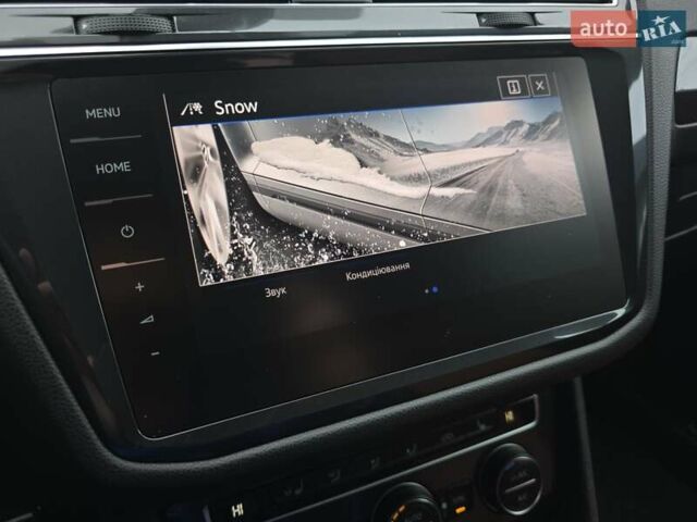 Черный Фольксваген Тигуан, объемом двигателя 2 л и пробегом 199 тыс. км за 31000 $, фото 53 на Automoto.ua