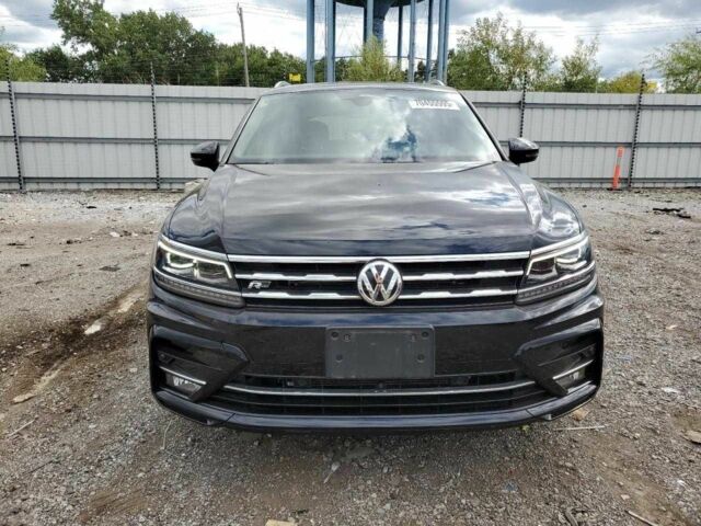 Черный Фольксваген Тигуан, объемом двигателя 2 л и пробегом 28 тыс. км за 5000 $, фото 4 на Automoto.ua