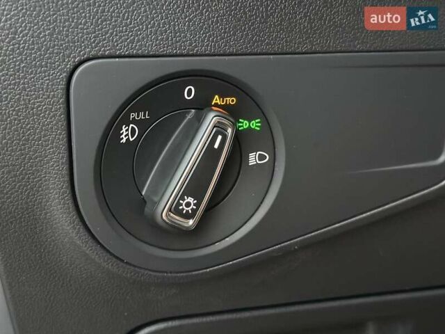 Черный Фольксваген Тигуан, объемом двигателя 2 л и пробегом 81 тыс. км за 19990 $, фото 26 на Automoto.ua