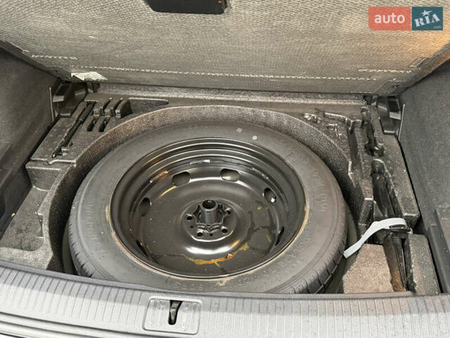 Черный Фольксваген Тигуан, объемом двигателя 1.97 л и пробегом 91 тыс. км за 30000 $, фото 12 на Automoto.ua