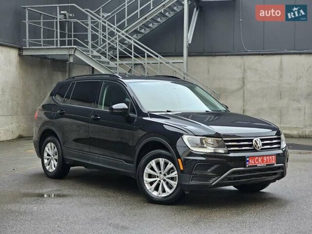 Черный Фольксваген Тигуан, объемом двигателя 2 л и пробегом 106 тыс. км за 18999 $, фото 6 на Automoto.ua