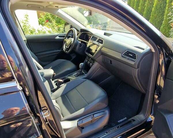 Черный Фольксваген Тигуан, объемом двигателя 1.98 л и пробегом 44 тыс. км за 24900 $, фото 10 на Automoto.ua