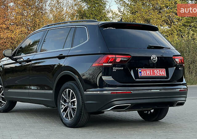Черный Фольксваген Тигуан, объемом двигателя 2 л и пробегом 170 тыс. км за 18799 $, фото 42 на Automoto.ua