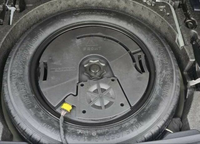 Чорний Фольксваген Тігуан, об'ємом двигуна 0 л та пробігом 82 тис. км за 13600 $, фото 14 на Automoto.ua