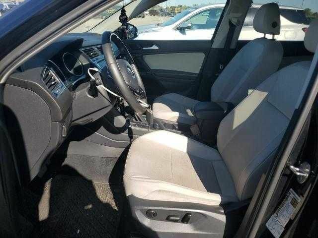 Черный Фольксваген Тигуан, объемом двигателя 2 л и пробегом 64 тыс. км за 4000 $, фото 6 на Automoto.ua