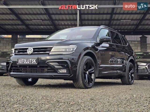 Черный Фольксваген Тигуан, объемом двигателя 2 л и пробегом 199 тыс. км за 31000 $, фото 7 на Automoto.ua