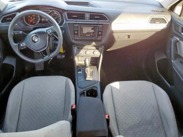 Черный Фольксваген Тигуан, объемом двигателя 0 л и пробегом 88 тыс. км за 4500 $, фото 7 на Automoto.ua