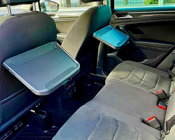 Чорний Фольксваген Тігуан, об'ємом двигуна 1.97 л та пробігом 70 тис. км за 31500 $, фото 10 на Automoto.ua