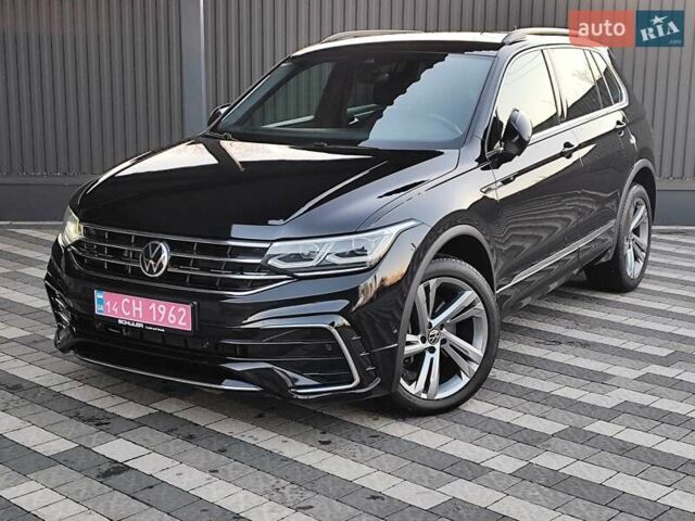 Черный Фольксваген Тигуан, объемом двигателя 1.97 л и пробегом 148 тыс. км за 35900 $, фото 1 на Automoto.ua