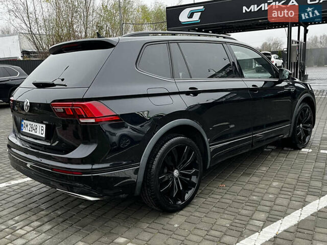 Чорний Фольксваген Тігуан, об'ємом двигуна 1.98 л та пробігом 133 тис. км за 21500 $, фото 6 на Automoto.ua