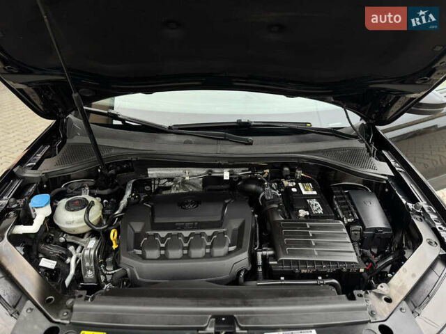 Черный Фольксваген Тигуан, объемом двигателя 2 л и пробегом 232 тыс. км за 14300 $, фото 38 на Automoto.ua