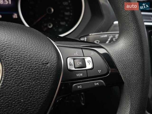 Черный Фольксваген Тигуан, объемом двигателя 2 л и пробегом 106 тыс. км за 18999 $, фото 23 на Automoto.ua