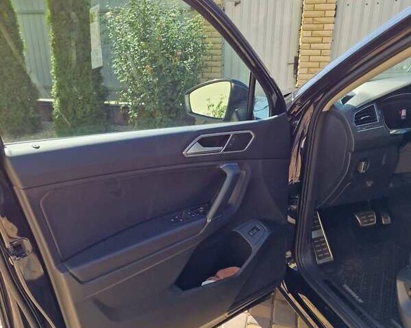 Черный Фольксваген Тигуан, объемом двигателя 1.98 л и пробегом 44 тыс. км за 24900 $, фото 3 на Automoto.ua