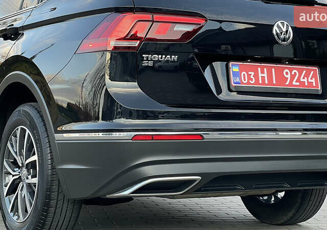 Черный Фольксваген Тигуан, объемом двигателя 2 л и пробегом 170 тыс. км за 18799 $, фото 43 на Automoto.ua