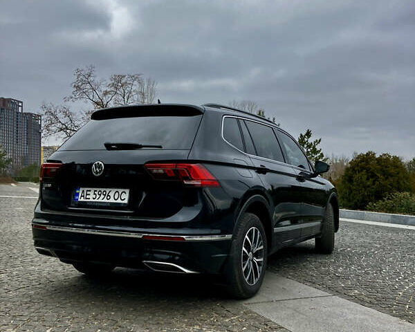 Черный Фольксваген Тигуан, объемом двигателя 1.98 л и пробегом 80 тыс. км за 21900 $, фото 3 на Automoto.ua