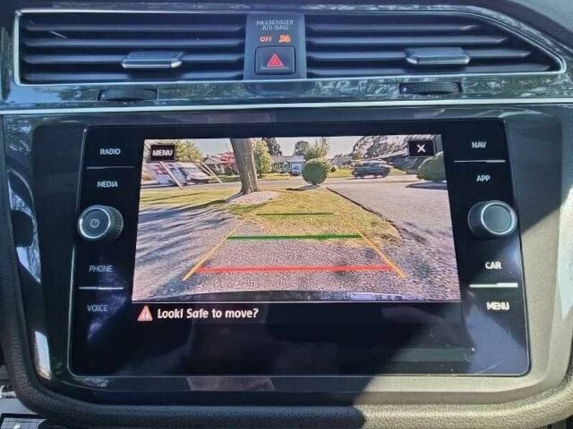 Черный Фольксваген Тигуан, объемом двигателя 2 л и пробегом 45 тыс. км за 11000 $, фото 12 на Automoto.ua