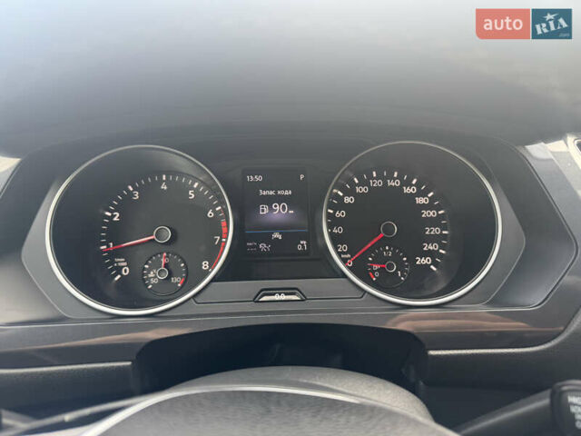 Чорний Фольксваген Тігуан, об'ємом двигуна 1.98 л та пробігом 60 тис. км за 23500 $, фото 18 на Automoto.ua