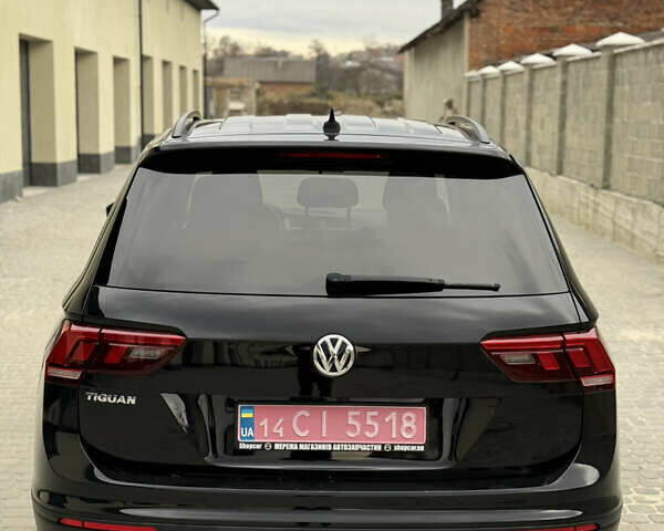 Черный Фольксваген Тигуан, объемом двигателя 1.98 л и пробегом 70 тыс. км за 17900 $, фото 17 на Automoto.ua