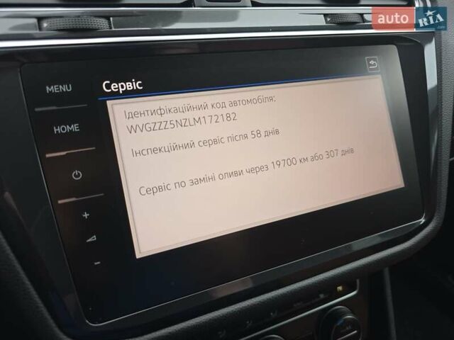 Черный Фольксваген Тигуан, объемом двигателя 2 л и пробегом 199 тыс. км за 31000 $, фото 57 на Automoto.ua