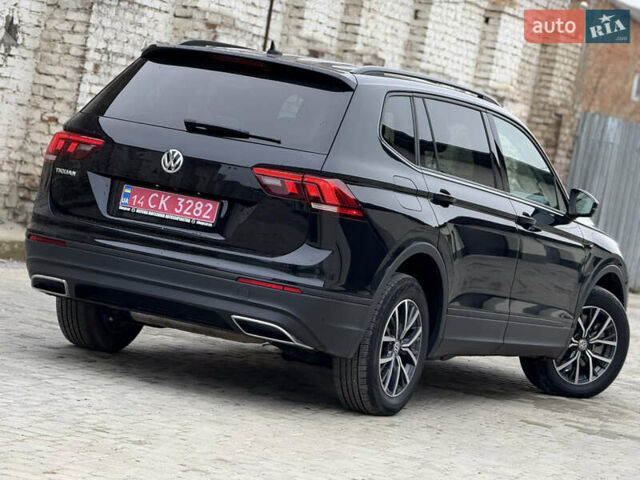 Черный Фольксваген Тигуан, объемом двигателя 1.98 л и пробегом 70 тыс. км за 17400 $, фото 21 на Automoto.ua