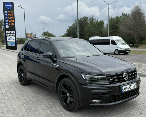 Черный Фольксваген Тигуан, объемом двигателя 1.97 л и пробегом 110 тыс. км за 33500 $, фото 2 на Automoto.ua