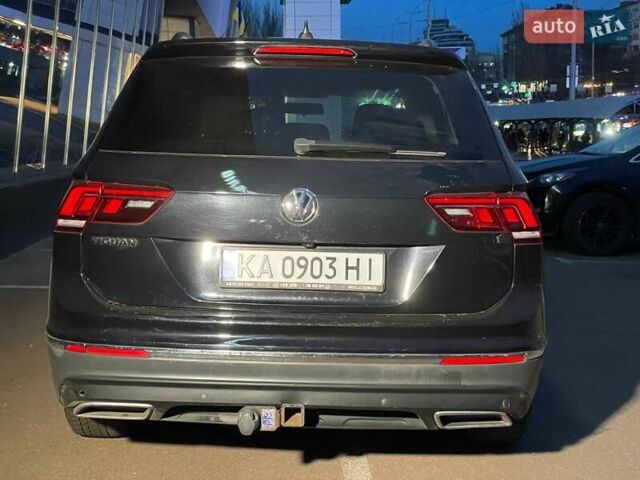 Черный Фольксваген Тигуан, объемом двигателя 2 л и пробегом 107 тыс. км за 19900 $, фото 5 на Automoto.ua