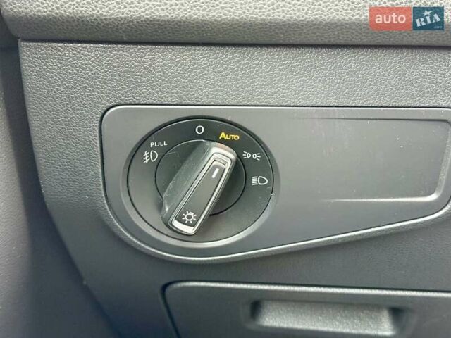 Чорний Фольксваген Тігуан, об'ємом двигуна 1.98 л та пробігом 141 тис. км за 24700 $, фото 22 на Automoto.ua