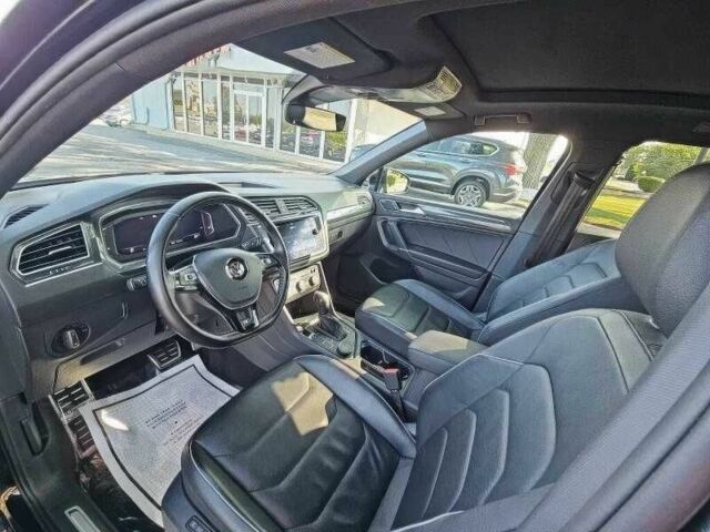 Черный Фольксваген Тигуан, объемом двигателя 2 л и пробегом 45 тыс. км за 11000 $, фото 8 на Automoto.ua