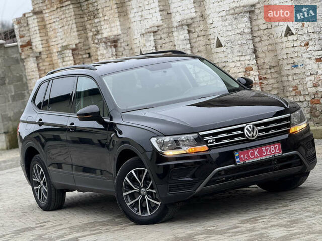 Черный Фольксваген Тигуан, объемом двигателя 1.98 л и пробегом 70 тыс. км за 17400 $, фото 26 на Automoto.ua