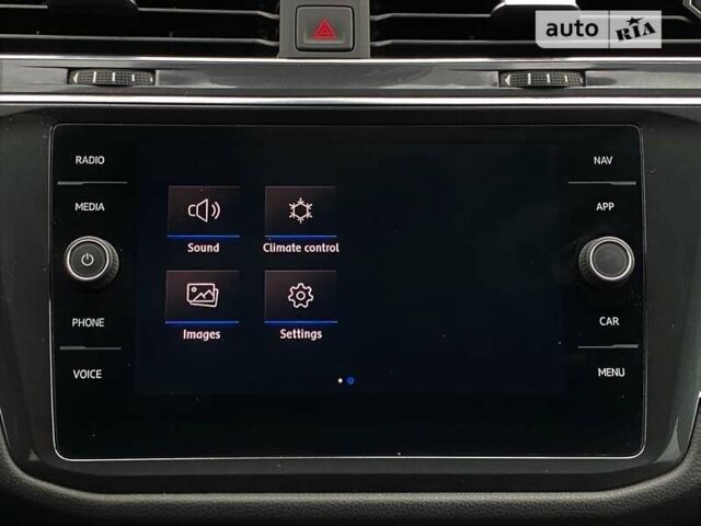Черный Фольксваген Тигуан, объемом двигателя 1.98 л и пробегом 61 тыс. км за 30900 $, фото 58 на Automoto.ua