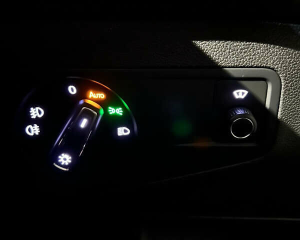 Черный Фольксваген Тигуан, объемом двигателя 1.98 л и пробегом 65 тыс. км за 41500 $, фото 9 на Automoto.ua