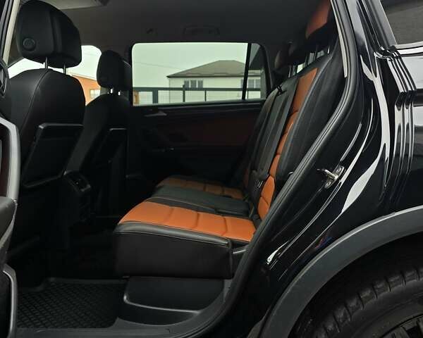 Черный Фольксваген Тигуан, объемом двигателя 2 л и пробегом 199 тыс. км за 31000 $, фото 112 на Automoto.ua