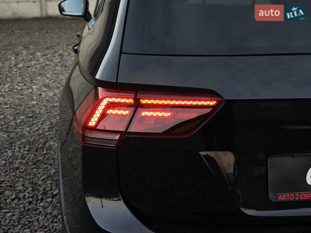 Черный Фольксваген Тигуан, объемом двигателя 2 л и пробегом 177 тыс. км за 32999 $, фото 18 на Automoto.ua