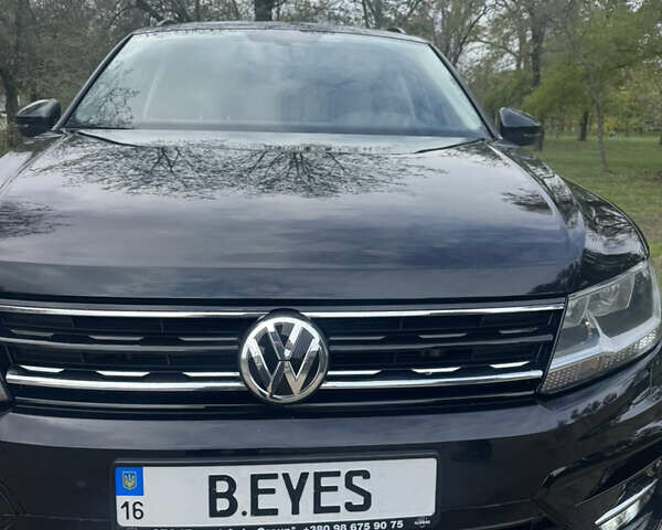 Чорний Фольксваген Тігуан, об'ємом двигуна 1.98 л та пробігом 60 тис. км за 23500 $, фото 4 на Automoto.ua