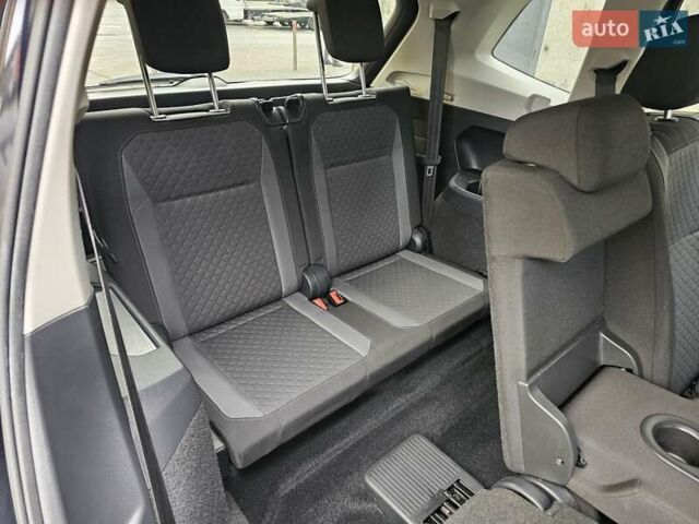 Черный Фольксваген Тигуан, объемом двигателя 2 л и пробегом 106 тыс. км за 18999 $, фото 14 на Automoto.ua