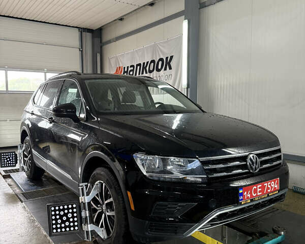 Чорний Фольксваген Тігуан, об'ємом двигуна 1.98 л та пробігом 130 тис. км за 21500 $, фото 26 на Automoto.ua