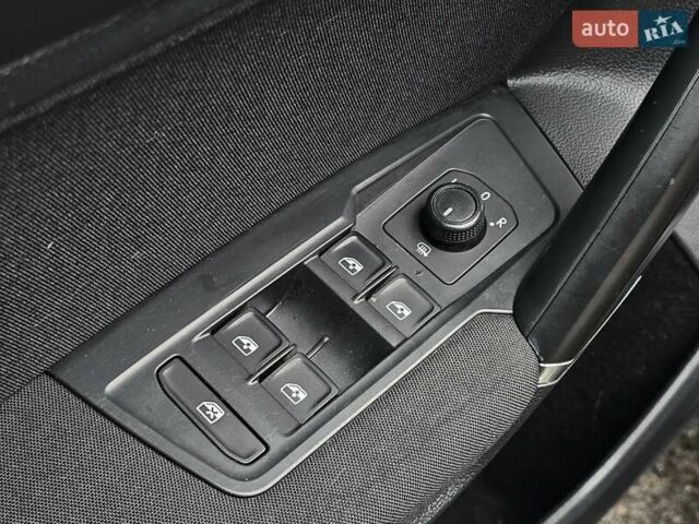 Черный Фольксваген Тигуан, объемом двигателя 2 л и пробегом 106 тыс. км за 18999 $, фото 16 на Automoto.ua