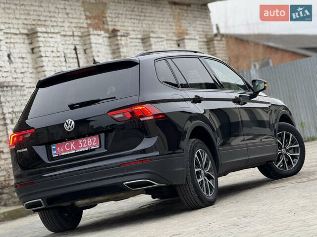 Черный Фольксваген Тигуан, объемом двигателя 1.98 л и пробегом 70 тыс. км за 17400 $, фото 18 на Automoto.ua